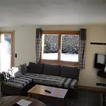 Des Cretets Apartment